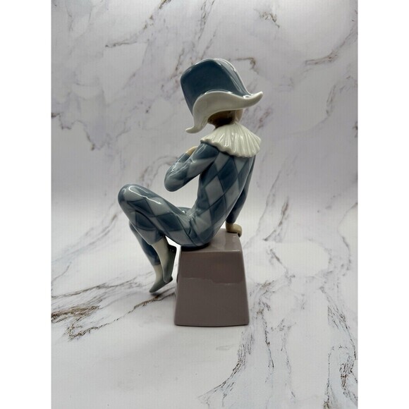 Lladro Jester Harlequin Block Letter B #5076 Figurine Spain - Picture 5 of 10
